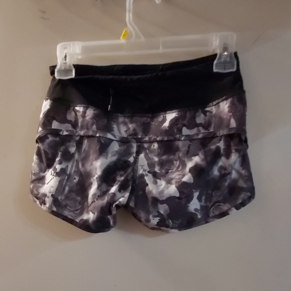 SOLDLululemon speed shorts - Picture 2 of 3